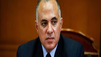 وزير الري فى افتتاح قناطر أسيوط الجديدة : واجهنا أزمات مائية.. و97% من مواردنا خارج الحدود