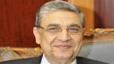وزير الكهرباء يكشف تكلفة إنشاء محطة توليد قناطر أسيوط .. تعرف عليها