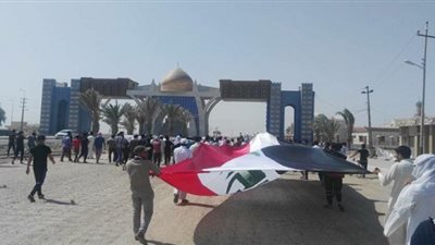 صور.. غلق المعبر الحدودي بين العراق والكويت