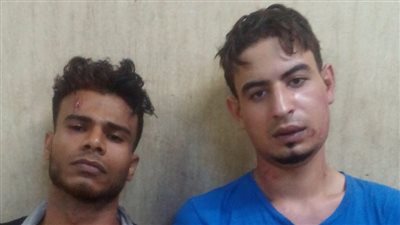 ضبط المتهمين بالتعدي على أربعة أشخاص بسبب 