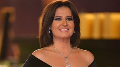 ثورة على السوشيال ميديا بسبب فستان هنا شيحة.. والجمهور: انتي أحلى من اختك  