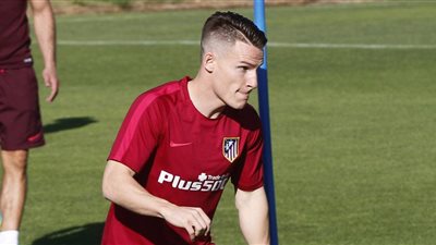 رسميا.. فالنسيا يتعاقد مع كيفن جاميرو