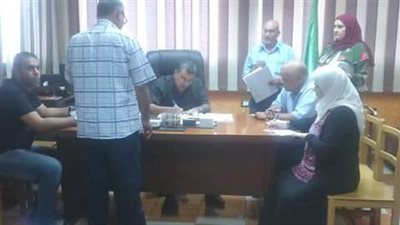 رئيس حي شرق المنصورة يعقد اللقاء الأسبوعي لحل مشكلات المواطنين