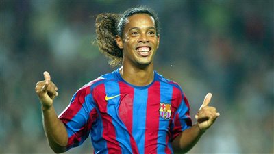 رونالدينهو يكشف عن صديق له يلعب بالدوري المصري