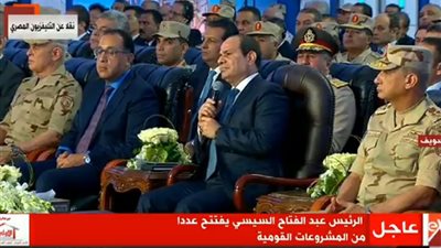 الرئيس السيسي: تلبية احتياجات السوق يحل الكثير من مشاكلنا 