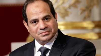 السيسي لأحد المواطنين في افتتاح مشروعات بني سويف: مفيش حاجة ببلاش خلاص