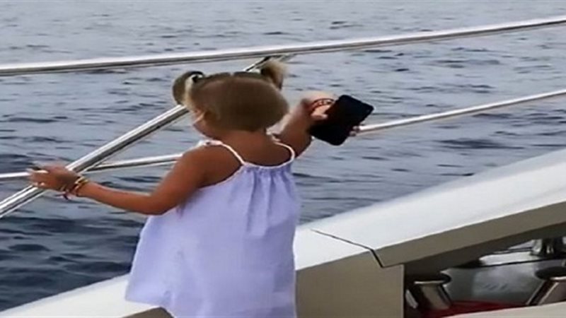 طفلة تنتقم من والدها