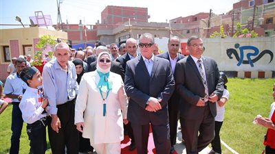 صور.. محافظ كفرالشيخ يفتتح مدرسة عباس العقاد الابتدائية الجديدة بقرية الصافية بدسوق