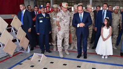 فيديو.. الرئيس السيسي يفتتح مشروعات عملاقة في بني يوسف