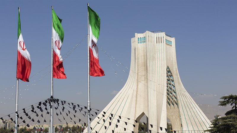 إيران 