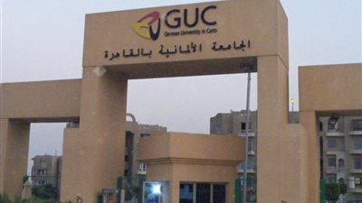 محافظ جنوب سيناء يشارك فى مراسم احتفالية الجامعة الألمانية بالطلاب الجدد