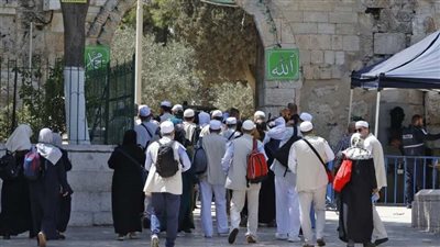 بعد يوم كامل من الإغلاق .. قوات الاحتلال الإسرائيلي تعيد فتح أبواب الأقصى