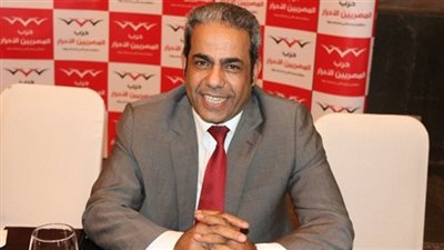 السادات لوكيل حقوق الإنسان بالبرلمان: «عيب عليك تنقل اللي حصل بينا للريس»