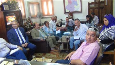 بالصور.. وفد 