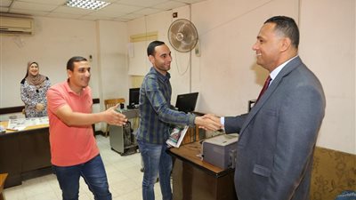 سكرتير عام المنوفية يهنئ موظفي الديوان العام بمناسبة عيد الاضحى المبارك 2018