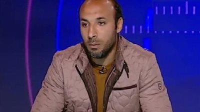 أيمن عبد العزيز: الأهلي يفتقد وجود دكة بدلاء قوية  