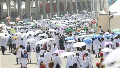 شبكة روسية تنقل البث الحي لتوافد الحجاج إلى صعيد عرفات