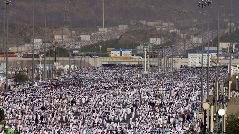 الحجاج يتوجهون إلى