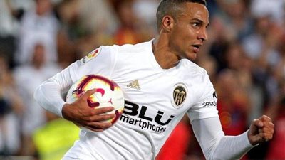 ريال مدريد أبلغ فالنسيا بـ عدم التفاوض من أجل رودريجو مورينو