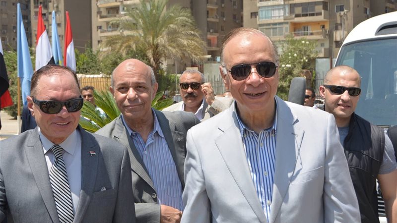 محافظ القاهرة المهندس