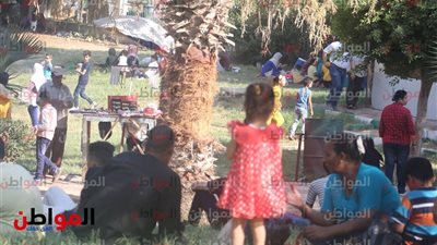 احتفالات المصريون في ثاني أيام الأضحى .. أجواء الفرحة تُنشط السياحة الداخلية