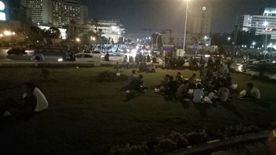 صور.. أجواء احتفالات المصريين بـ وسط البلد في ثاني أيام عيد الأضحى 2018.. 