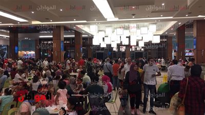 صور.. إقبال المواطنين على مول مصر في ثالث أيام عيد الأضحى 2018