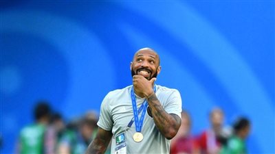 بوردو الفرنسى يعرض على هنري تدريب الفريق 