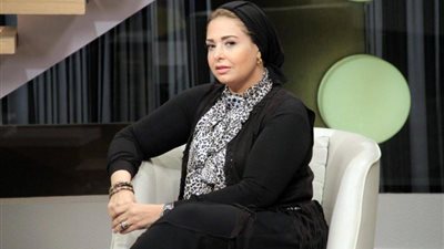 صابرين ناعية  ياسر المصري: ربنا يبدلك خير من الدنيا 