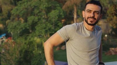 كريم الحسيني يكشف كيف توفي ياسر المصري 