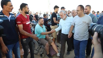 صور.. القيادات السياسية والحكومية تكرم الأطباء والإعلاميين  في جمعة الوفاء لهم