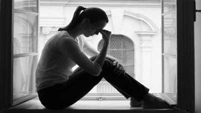 مفاجأة.. النساء الأكثر عرضه للاكتئاب من الرجال
