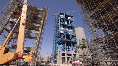 محافظ سوهاج: 5.5 مليار جنيه قيمة استثمارات مجمع مواد البناء بـ جهينة