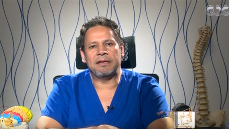 الدكتور أيمن مكاوى