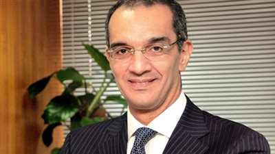 وزير الاتصالات: نعمل على توصيل خدمة الإنترنت فائق السرعة للمدارس الحكومية