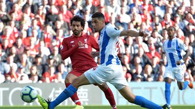 صلاح يتقدم لـ ليفربول على برايتون في الشوط الأول