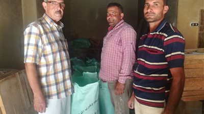 صور.. ضبط صاحب مخبز استولى على طن دقيق مدعم بكفر الشيخ