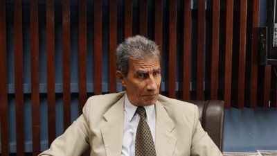 مواصلة التحقيقات مع مرزوق وأعوانه المتهمين بتأييد جماعة إرهابية