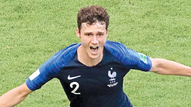 ظهير منتخب فرنسا