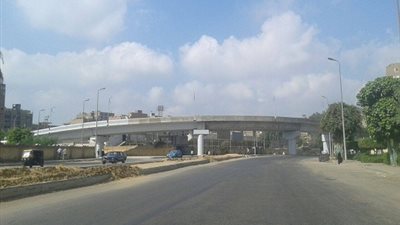 صور.. متابعة أعمال النظافة بـ شوارع حي الساحل