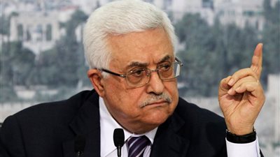 أبو مازن يصدر أوامر جديدة ويهدد بفرض عقوبات