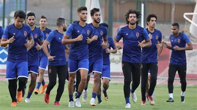 عبدالدايم يقود مران قوي للغائبين عن معسكر الإسكندرية