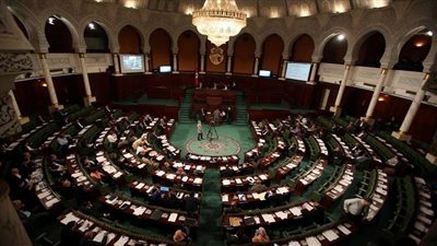 تونس تبدأ تشكيل كتلة برلمانية جديدة