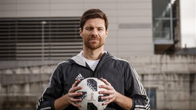 ريال مدريد يكافئ تشابي ألونسو