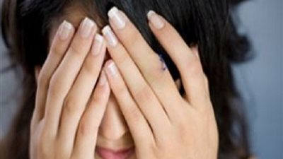 الصدفة وراء اكتشاف الزوجة خيانة زوجها مع شقيقتها 