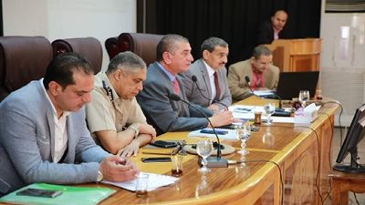 محافظ كفرالشيخ يناقش عدد من القرارات والموضوعات الهامة في المجلس التنفيذي الشهري 