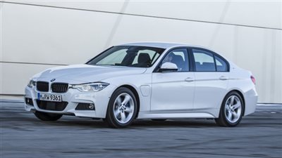 لهواة سيارات BMW.. تعرف على أسعارها في الأسواق