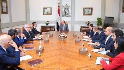 الرئيس السيسي يستقبل نائب رئيس الوزراء وزير التنمية الاقتصادية الإيطالي
