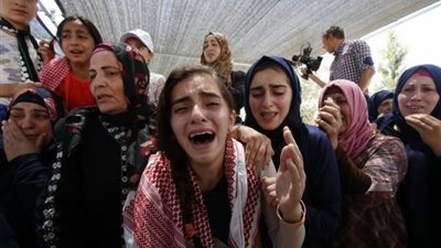 لم يكتف بسلب أوطانهم.. ترامب يبدأ في خطواته العدائية ضد اللاجئين الفلسطينيين
