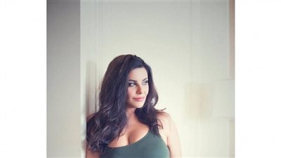 دانا حمدان تداعب جمهورها على طريقتها الخاصة 